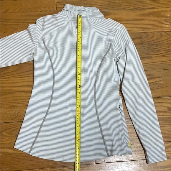 Lole women’s Essential Cardigan. - Picture 5 of 6